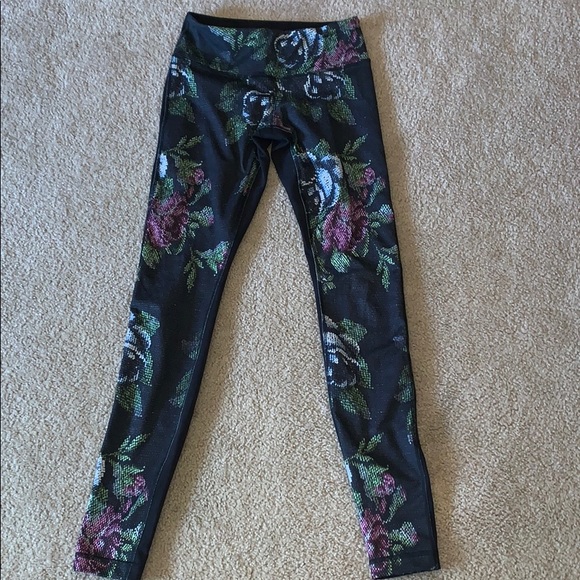 lululemon athletica Pants - lululemon High Times Garden Party leggings size 4